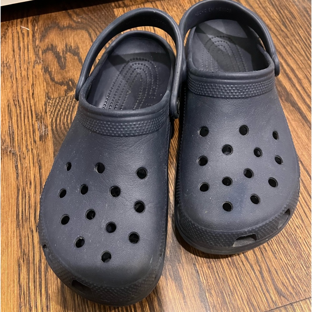 Men’s Navy Blue Crocs